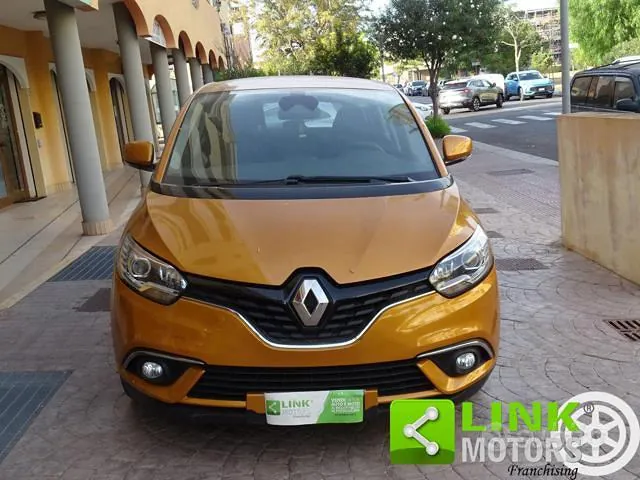 Renault Scenic 2019 photo 2