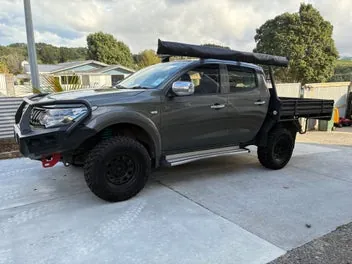Mitsubishi Triton 2017 photo 2