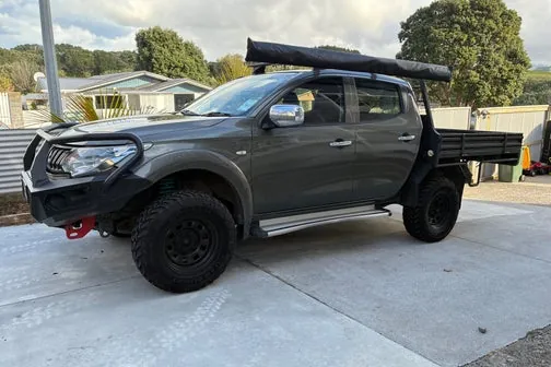 Mitsubishi Triton