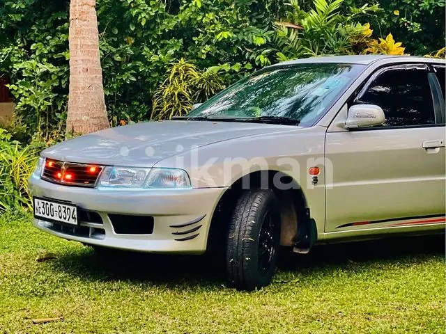 Mitsubishi Lancer 1998 photo 3