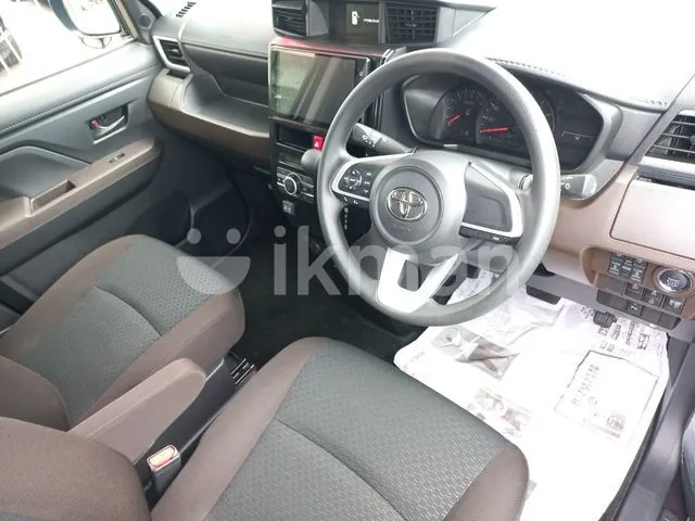 Toyota Roomy 2023 photo 4