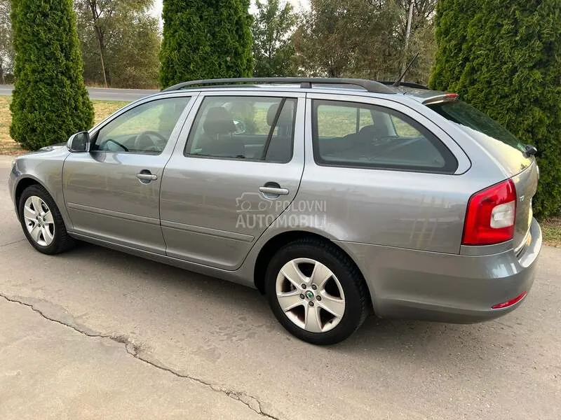 Skoda Octavia 2012 photo 4