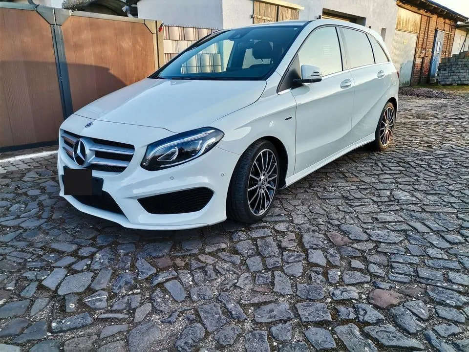 Mercedes-Benz B 180 D