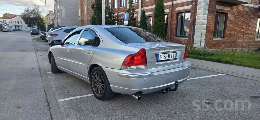 Volvo S60 2007 photo 2