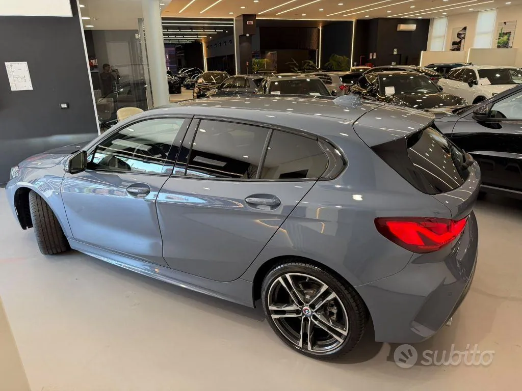 BMW 118 2022 photo 2