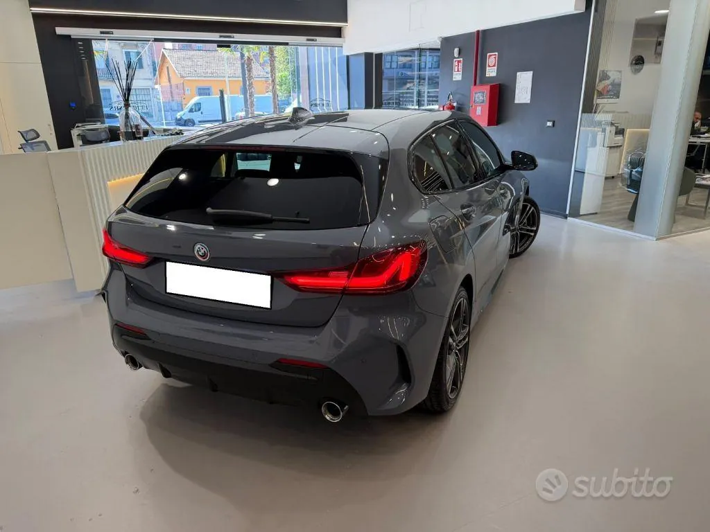 BMW 118 2022 photo 3