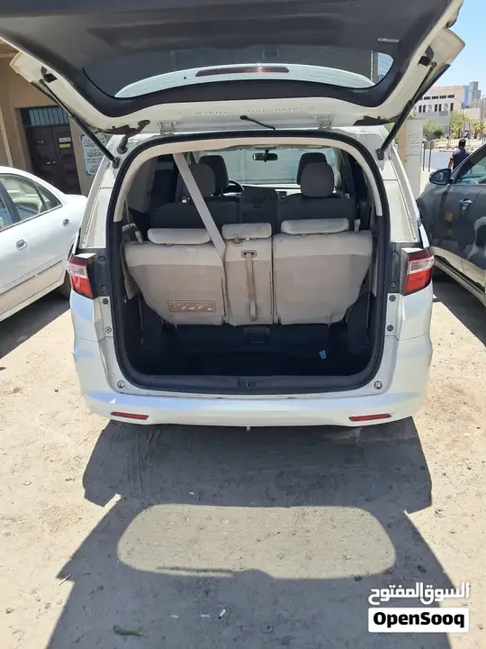 Honda Odyssey 2017 photo 3