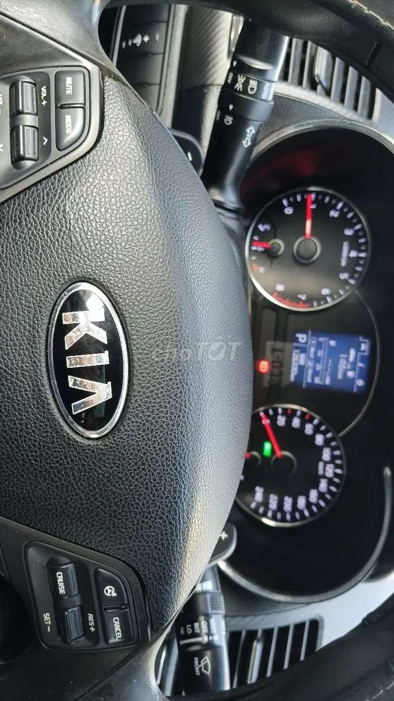 Kia K3 2014 photo 2