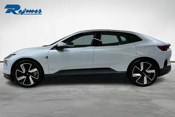 Polestar 4 2025 photo 3