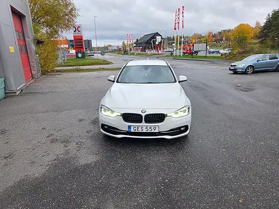 BMW 320D 2017 photo 2