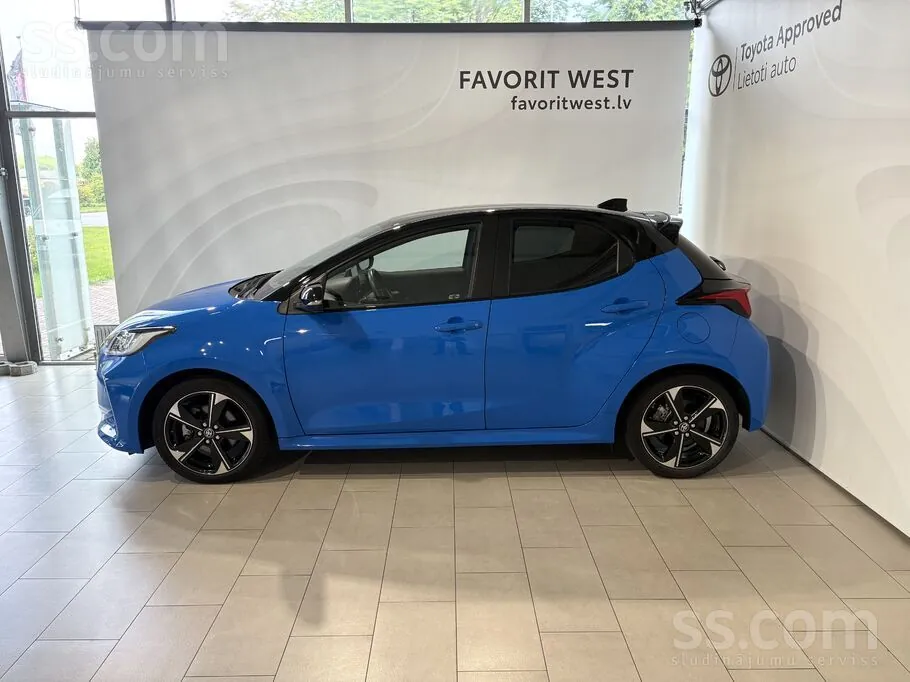 Toyota Yaris 2024 photo 2