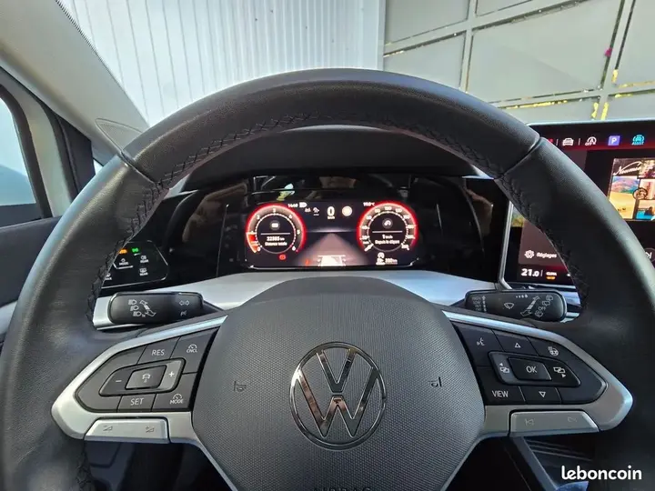 Volkswagen Golf 2024 photo 5