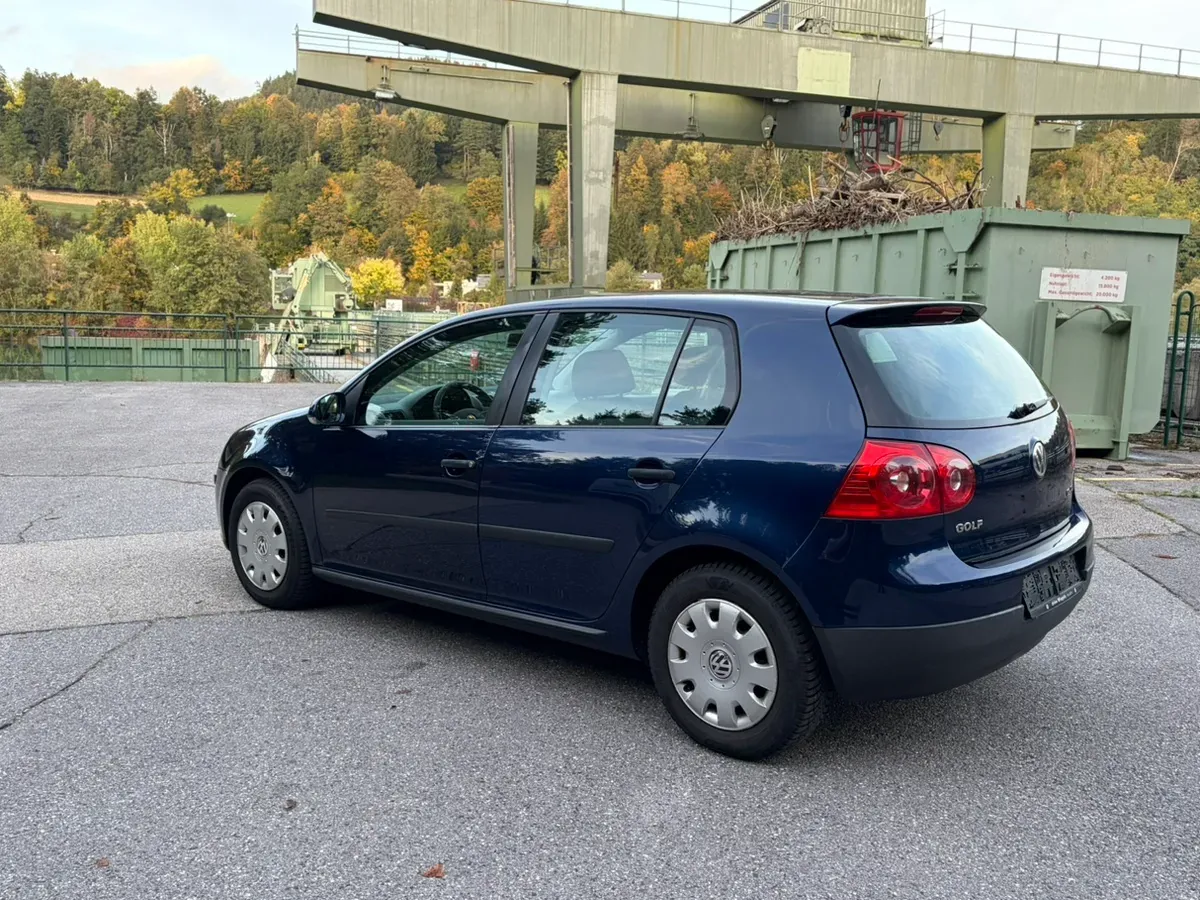 Volkswagen Golf 2004 photo 2