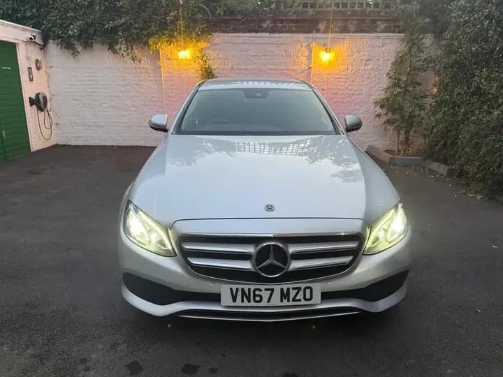 Mercedes-Benz E-Class 2017 photo 3