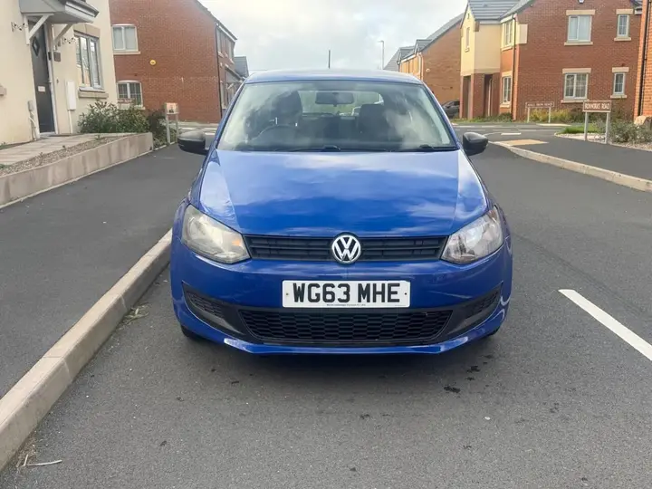 Volkswagen Polo 2013 photo 2