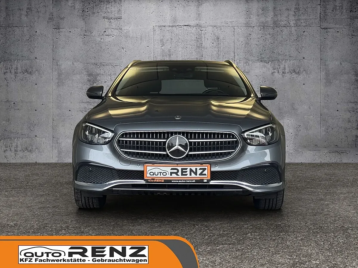 Mercedes-Benz E-Class 2021 photo 2