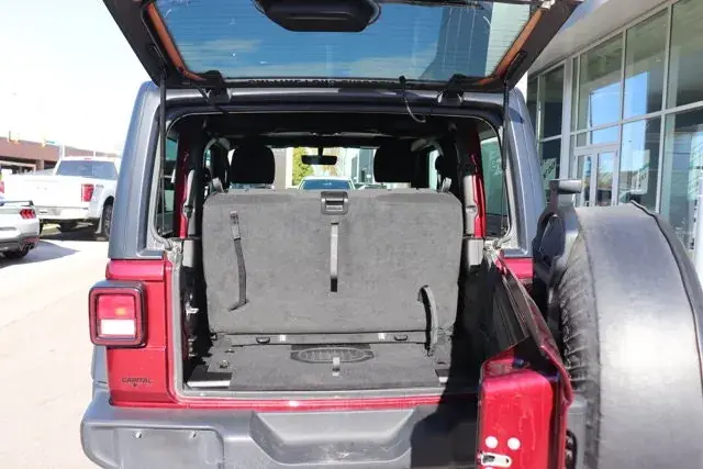 Jeep Wrangler 2022 photo 5