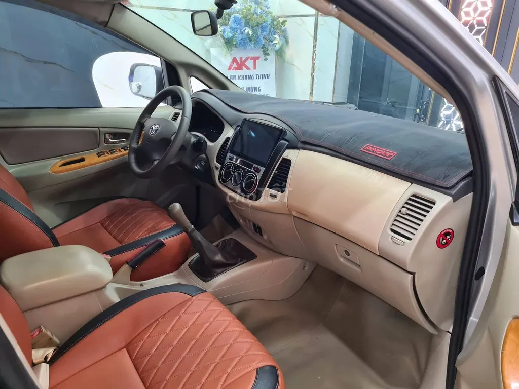 Toyota Innova 2008 photo 5