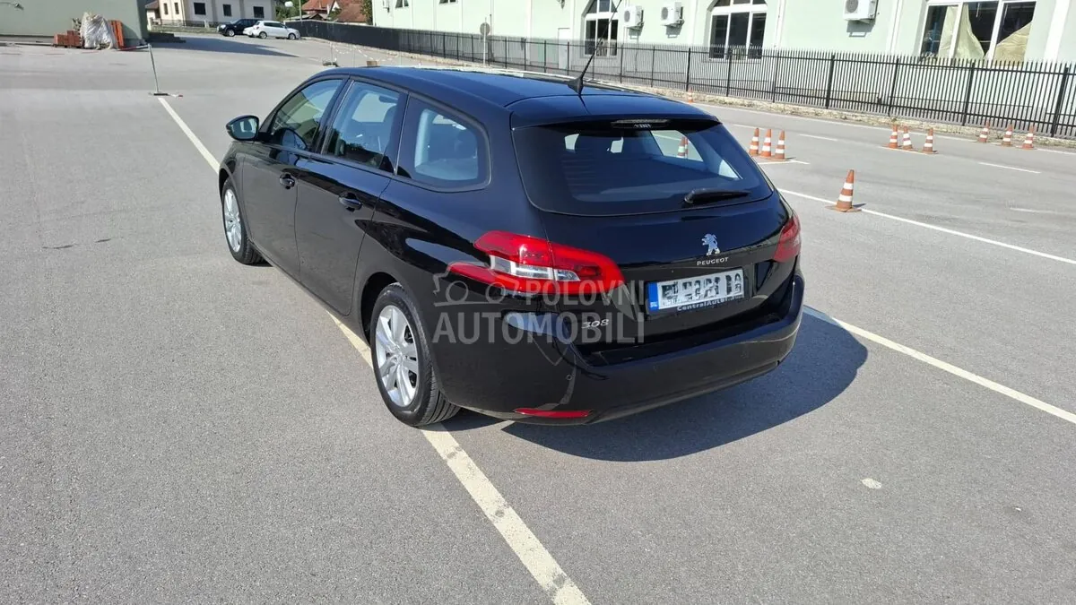 Peugeot 308 2018 photo 4