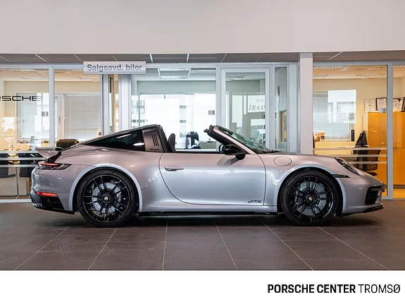 Porsche 911 Targa 4 Gts 2024 photo 5