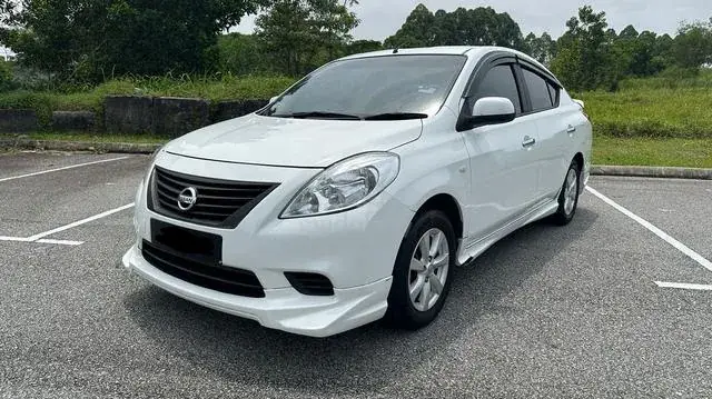 Nissan Almera