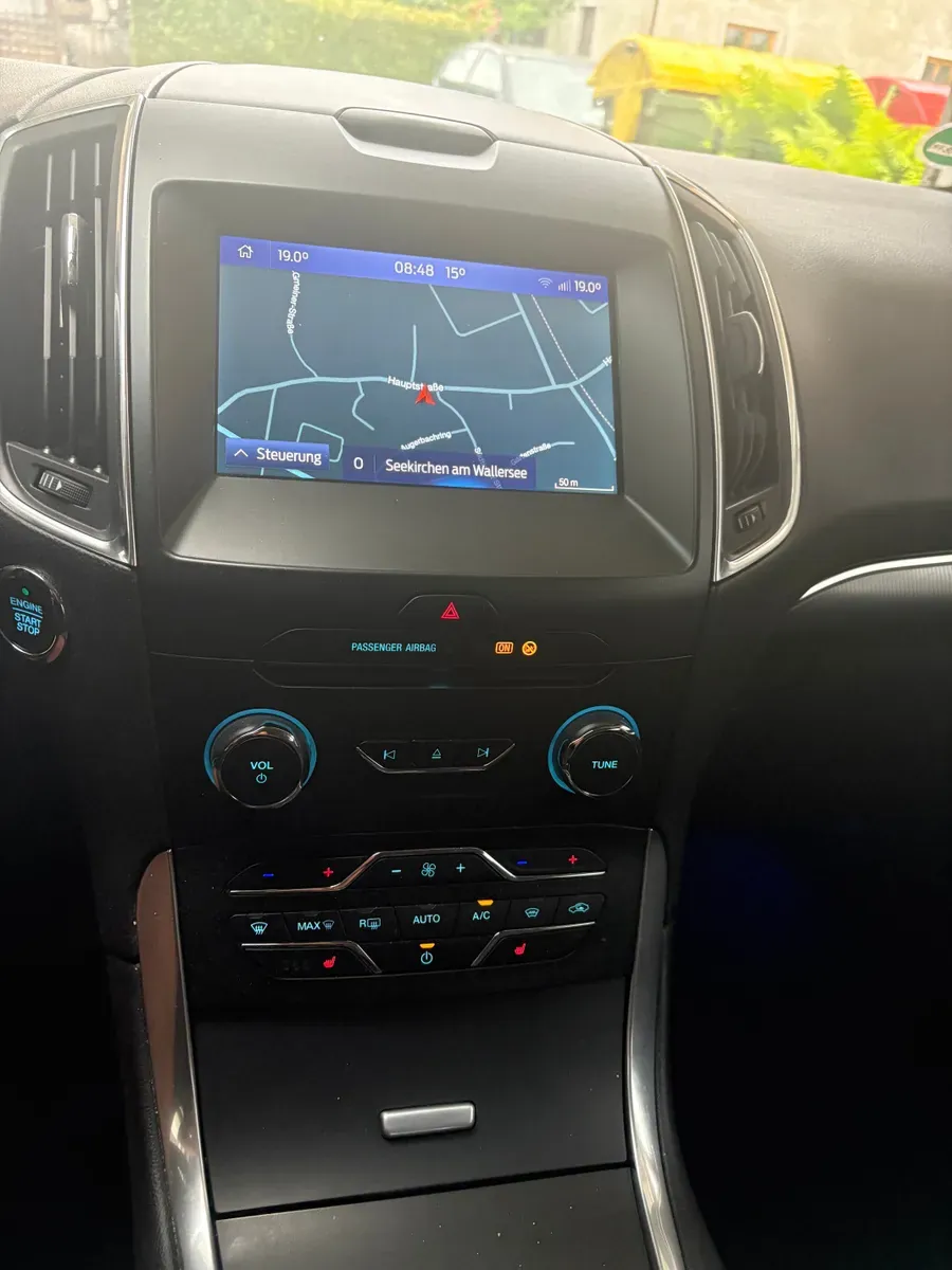 Ford Galaxy 2019 photo 3