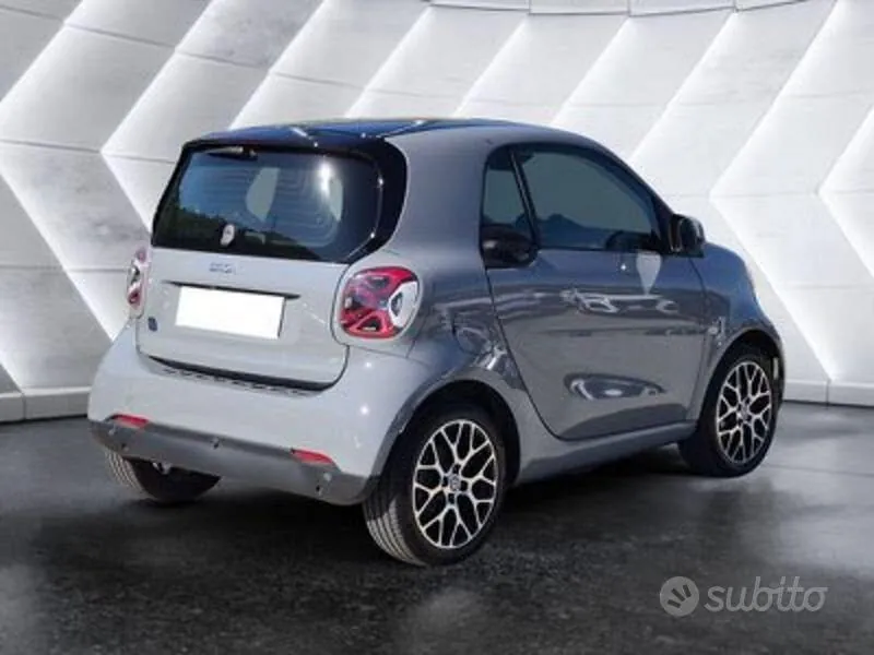 Smart Fortwo 2023 photo 4