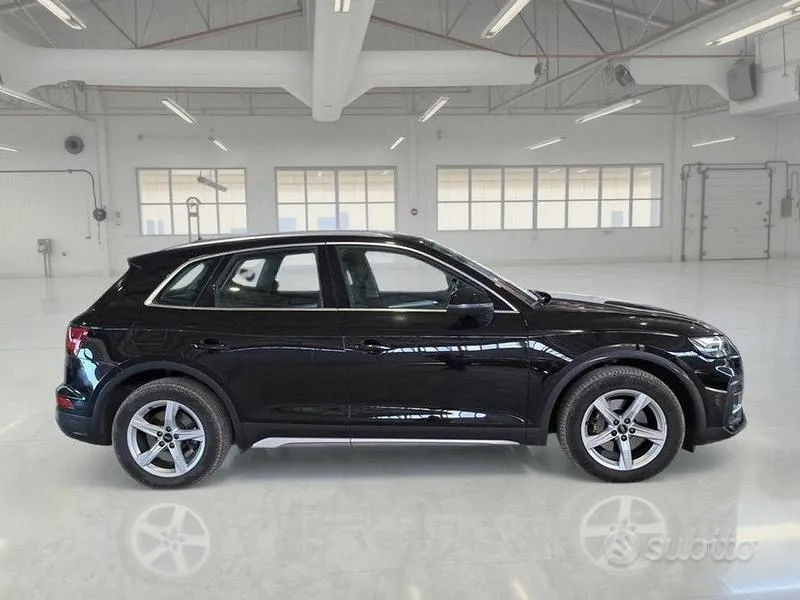 Audi Q5 2022 photo 3