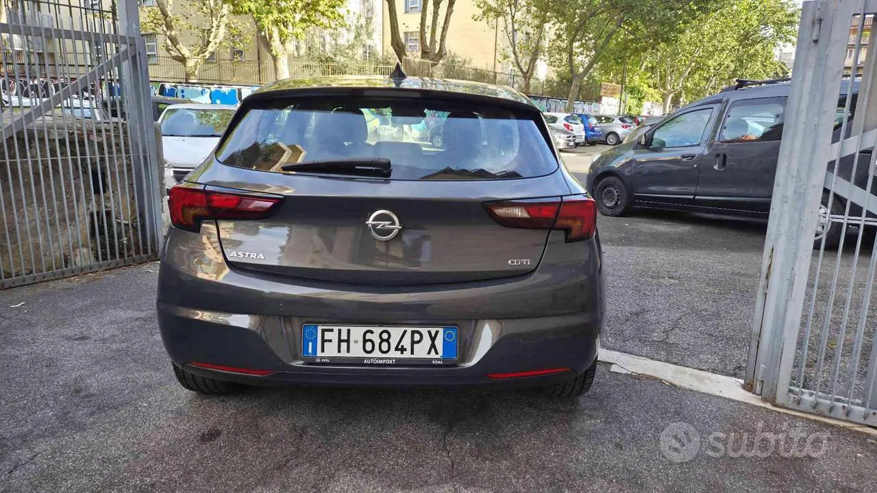 Opel Astra 2017 photo 4