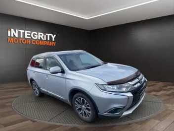 Mitsubishi Outlander 2017 photo 2