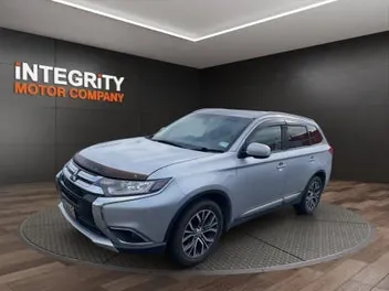 Mitsubishi Outlander 2017 photo 5