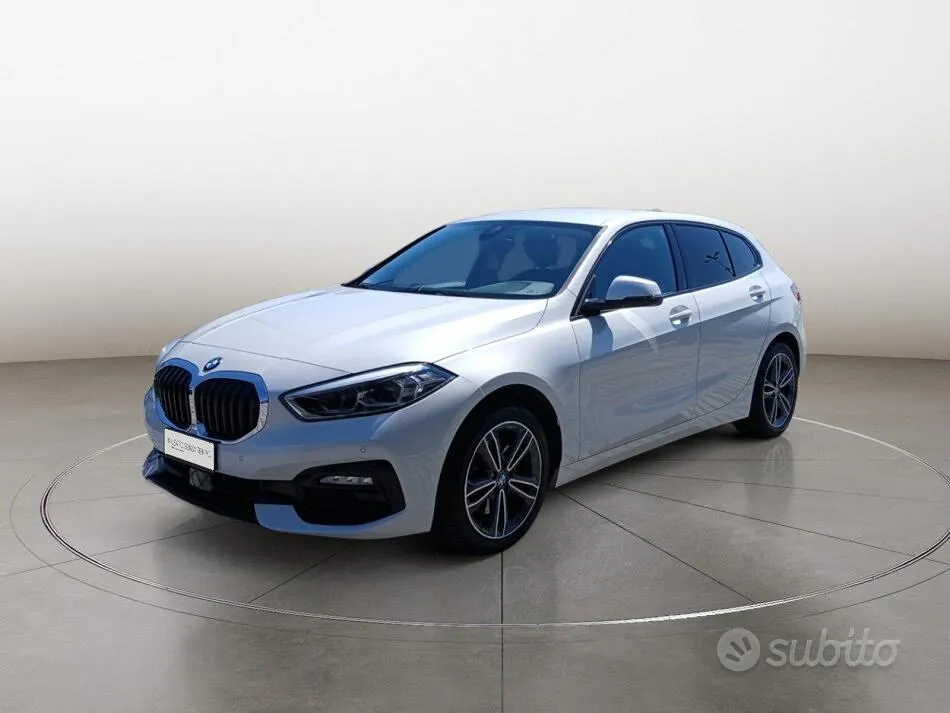 BMW 1 Series 2021 photo 4
