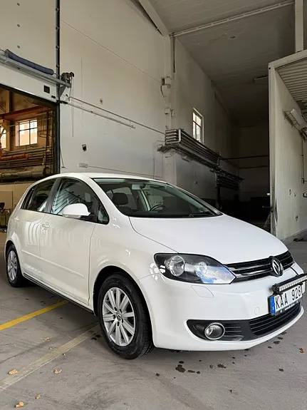 Volkswagen Golf Plus 2010 photo 2