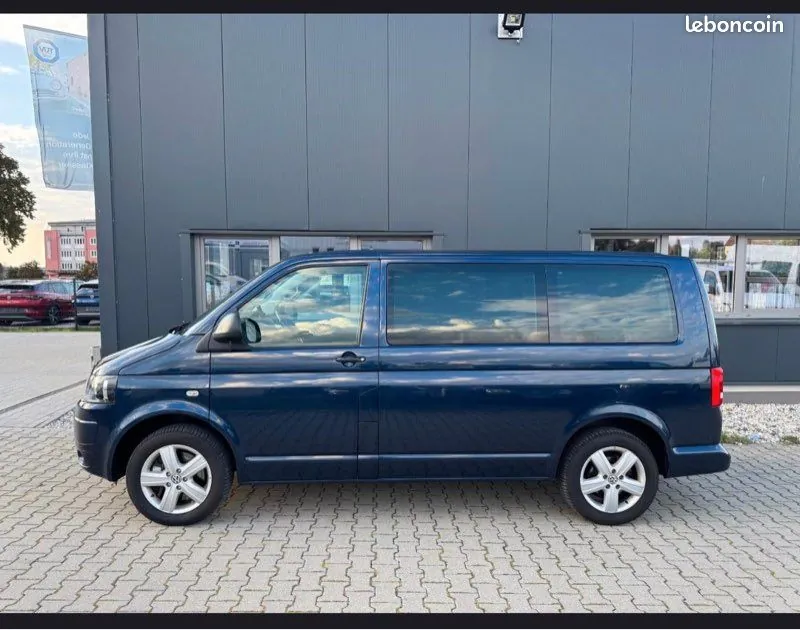 Volkswagen Multivan 2014 photo 3