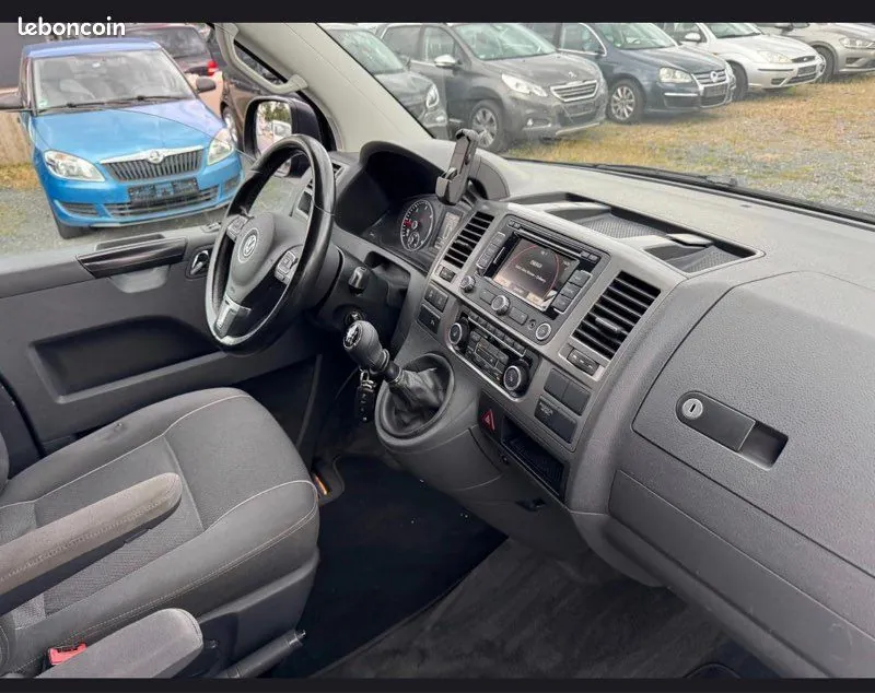 Volkswagen Multivan 2014 photo 5