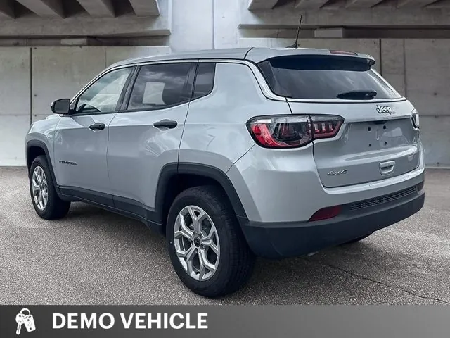 Jeep Compass 2025 photo 5
