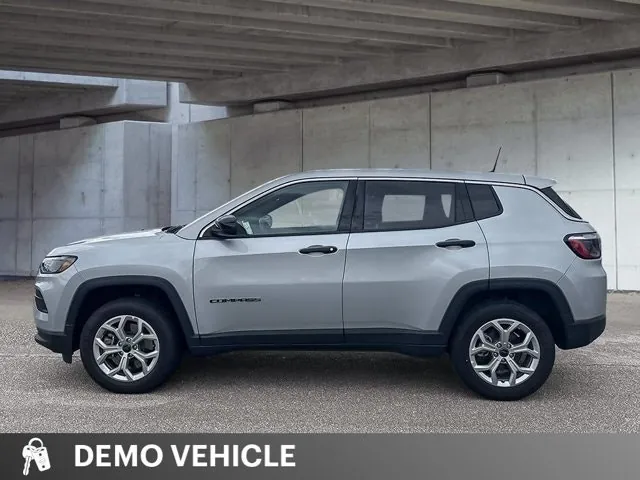 Jeep Compass 2025 photo 4