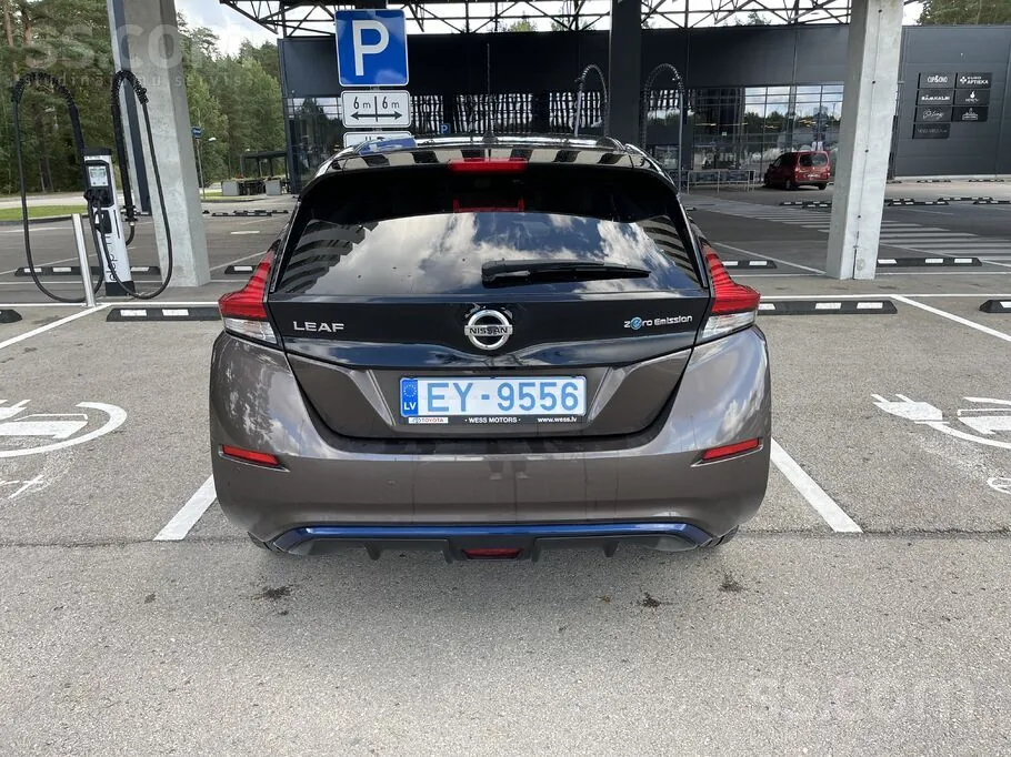 Nissan Leaf 2018 photo 5