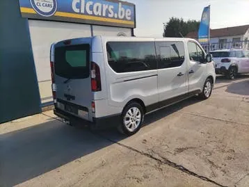 Renault Trafic 2024 photo 3