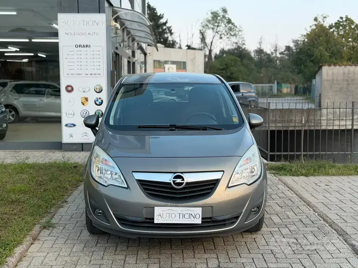 Opel Meriva 2011 photo 2