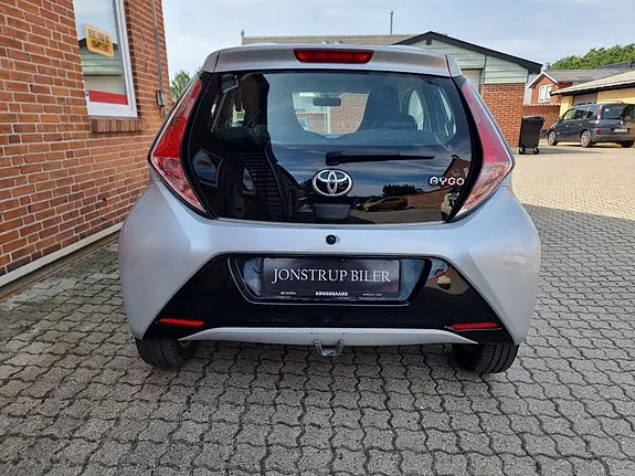 Toyota Aygo 2015 photo 5