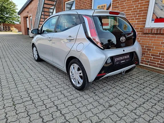 Toyota Aygo 2015 photo 4