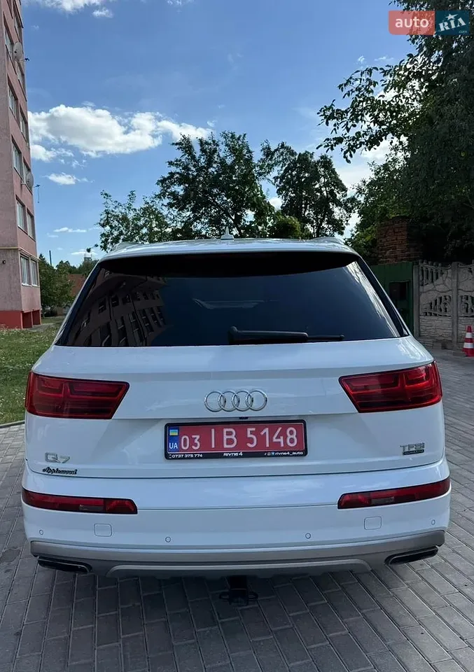 Audi Q7 2016 photo 5