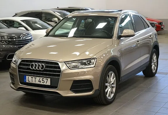 Audi Q3 2015 photo 2