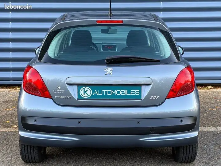 Peugeot 207 2009 photo 4