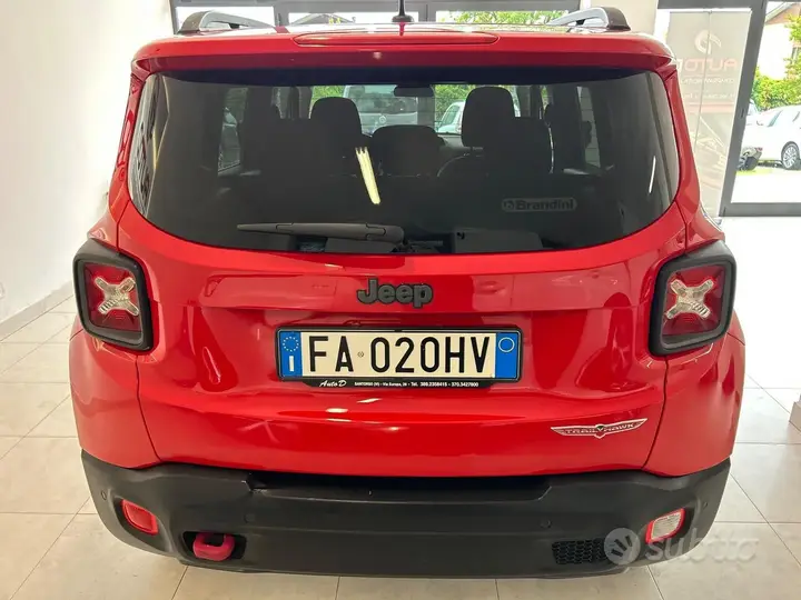 Jeep Renegade 2015 photo 4