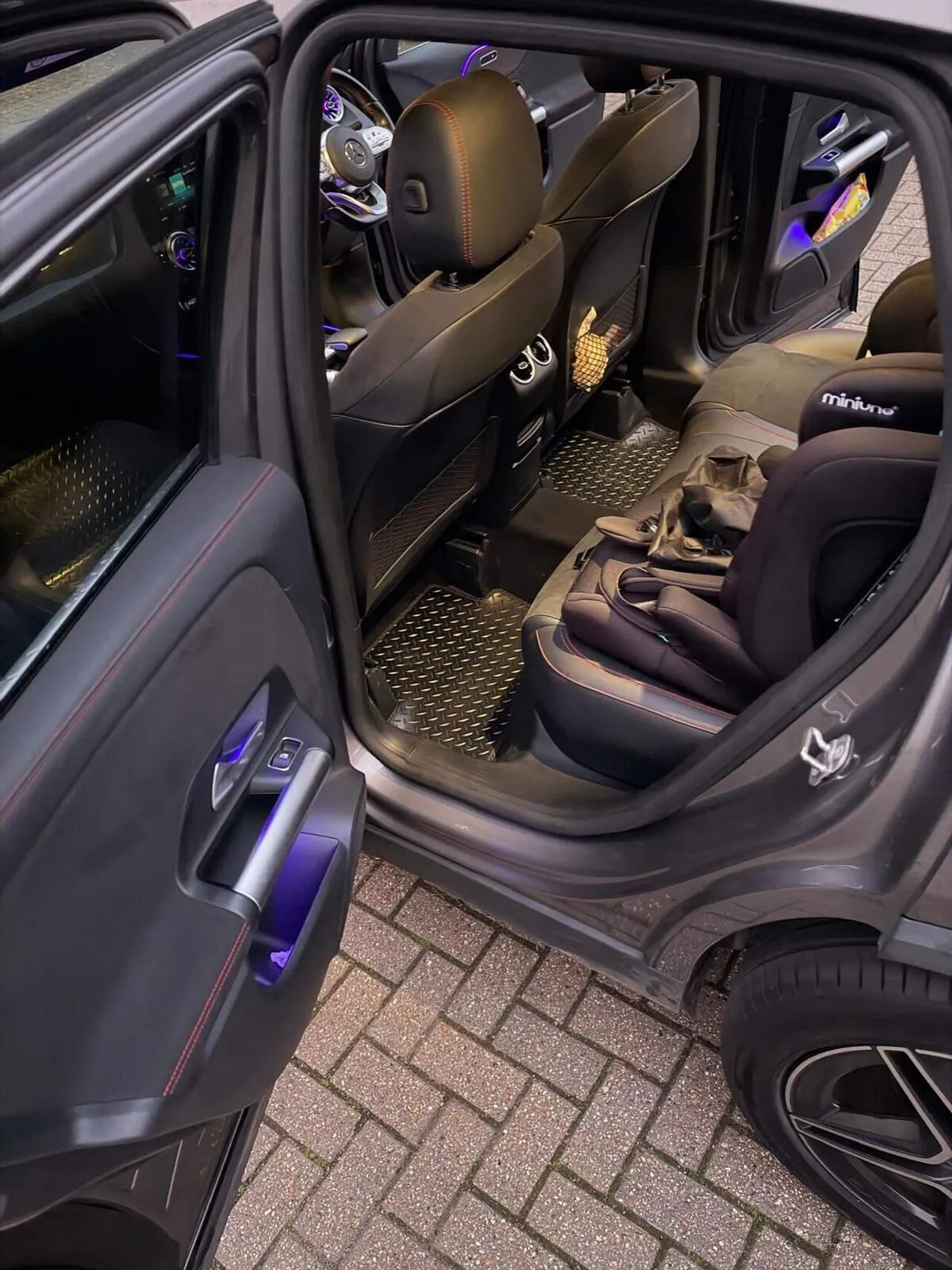 Mercedes-Benz Gla 2023 photo 5