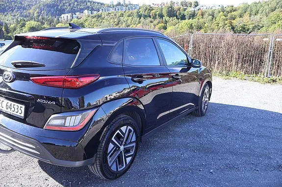 Hyundai Kona 2021 photo 2