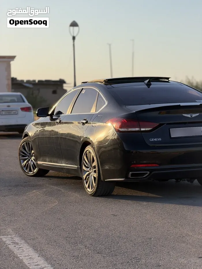 Genesis G80 2016 photo 4