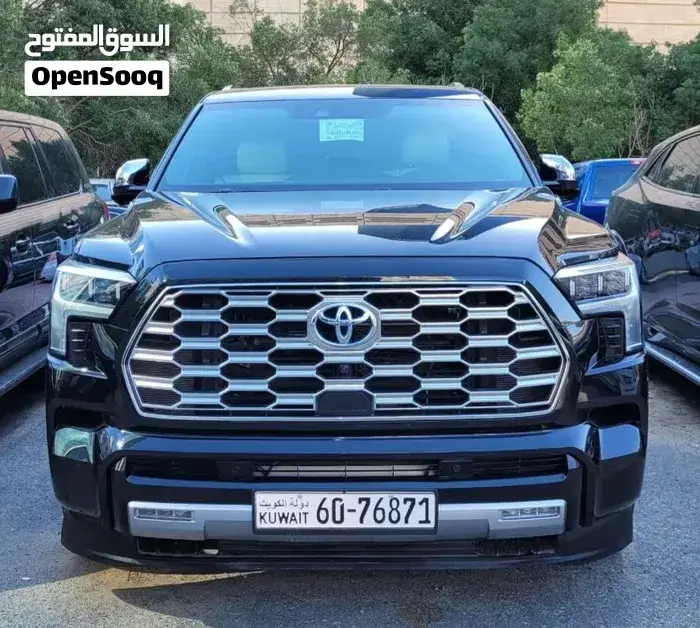 Toyota Sequoia 2023 photo 3